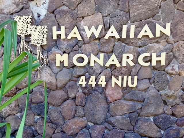 Hawaiian Monarch Sign